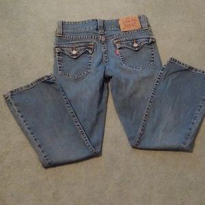 Boot cut Levi's Jean